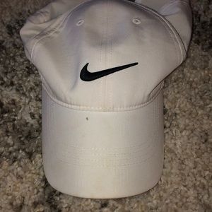 Nike golf hat